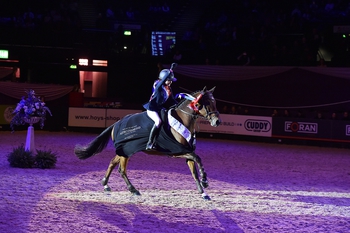 Tabitha Kyle sets the record with a second win in the Aztec Diamond Equestrian 138cm Championship